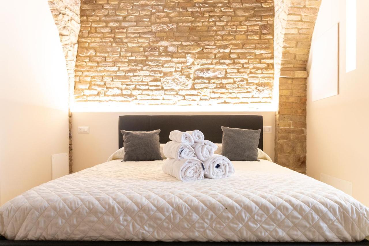 Loft Rustico In Centro Storico Apartment